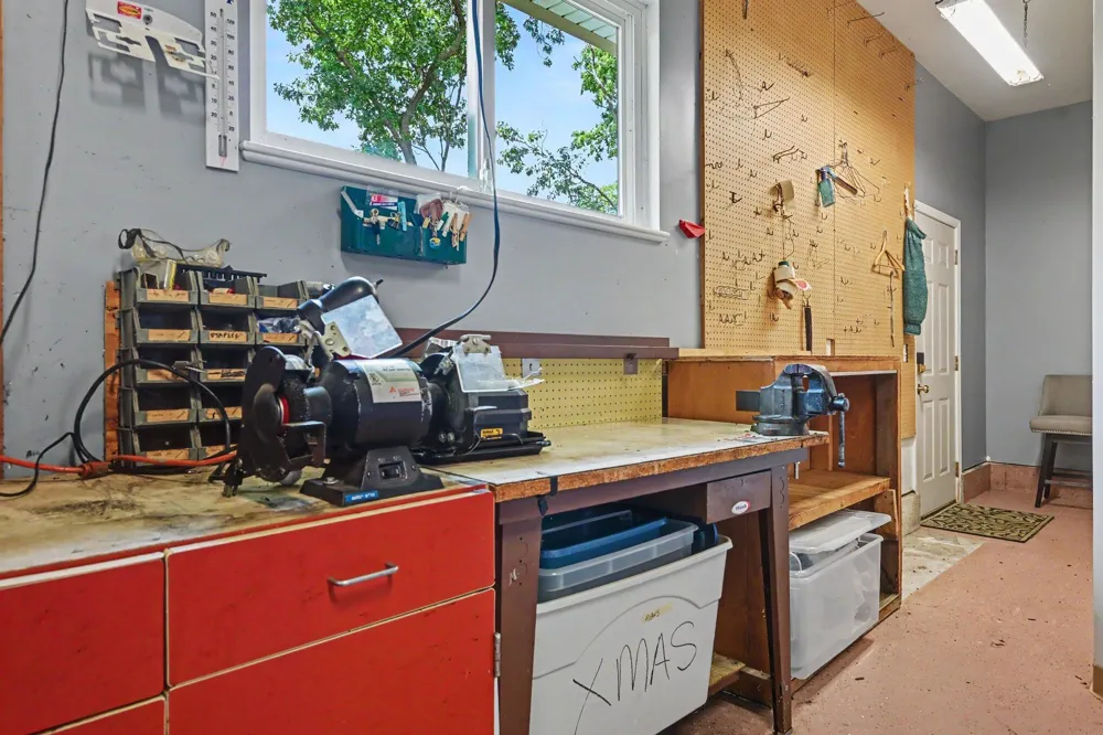 51408 Summit Street Paw Paw Township, MI 49079