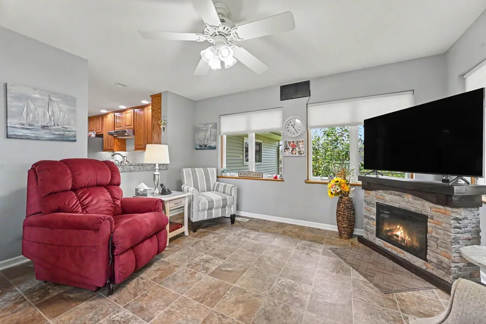 51408 Summit Street Paw Paw Township, MI 49079