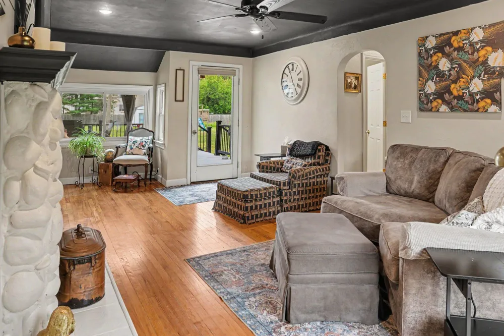 929 Bacon Avenue Portage City, MI 49002