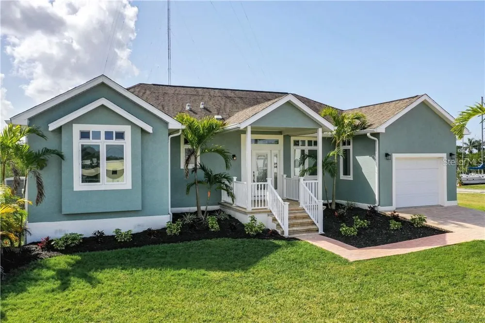 631 TAHITI COURT Punta Gorda, FL 33950