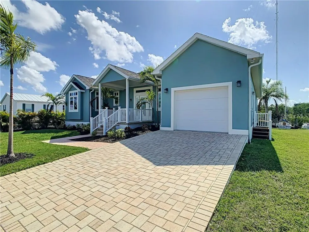 631 TAHITI COURT Punta Gorda, FL 33950