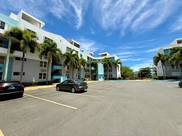 457 CHALETS DE LA PLAYA #457 Vega Baja, PR 00693