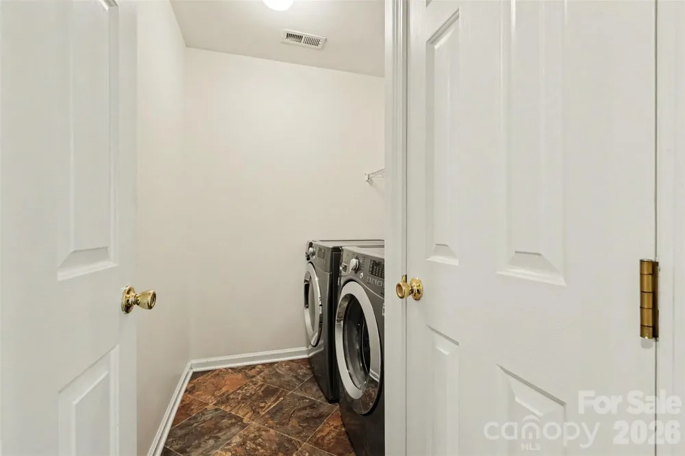 11938 Harmon Lane Pineville, NC 28134
