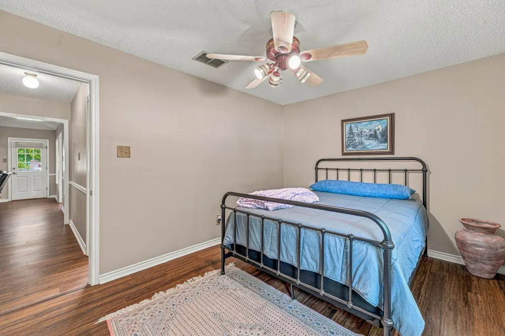 142 Blue Jay Street Stephenville, TX 76401