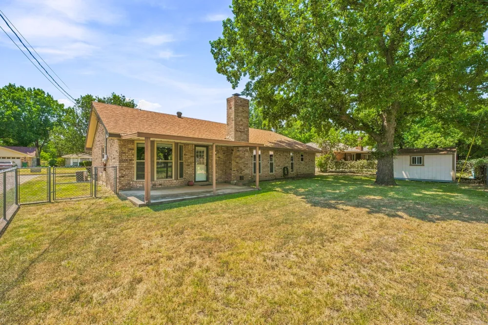 142 Blue Jay Street Stephenville, TX 76401