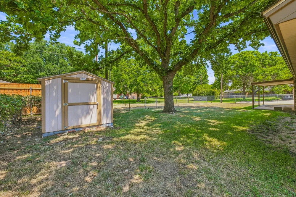 142 Blue Jay Street Stephenville, TX 76401