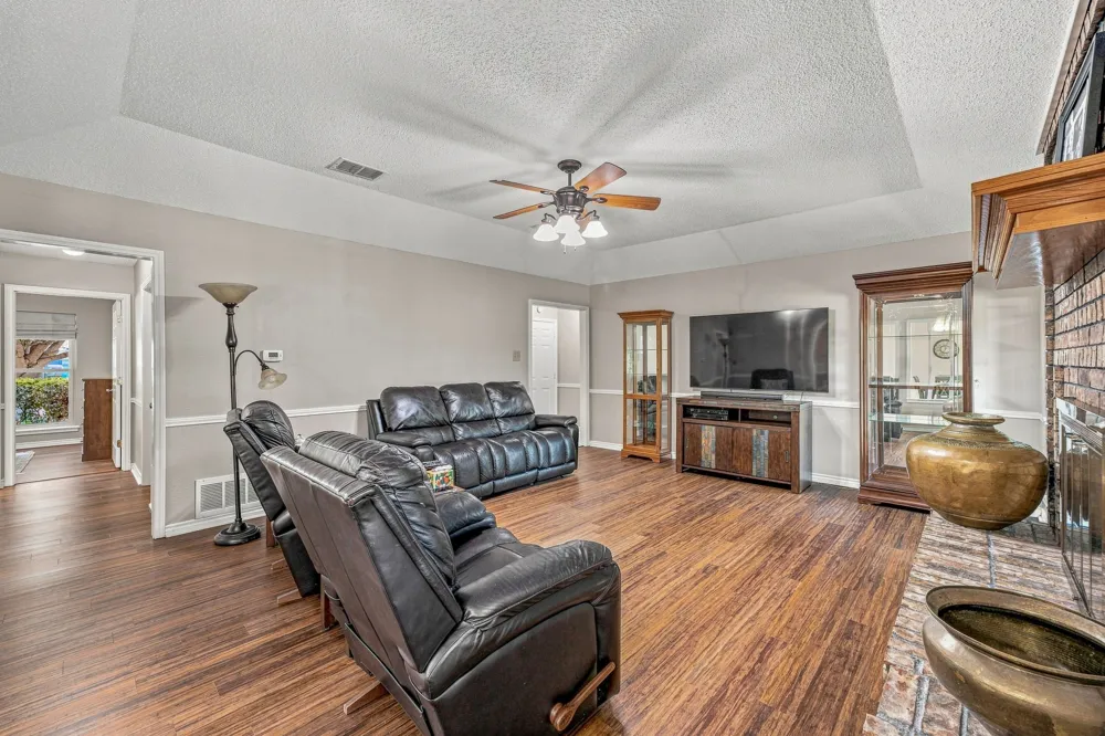 142 Blue Jay Street Stephenville, TX 76401