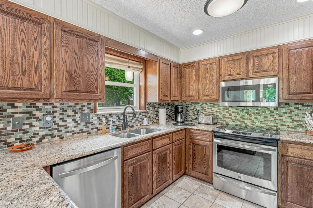 142 Blue Jay Street Stephenville, TX 76401