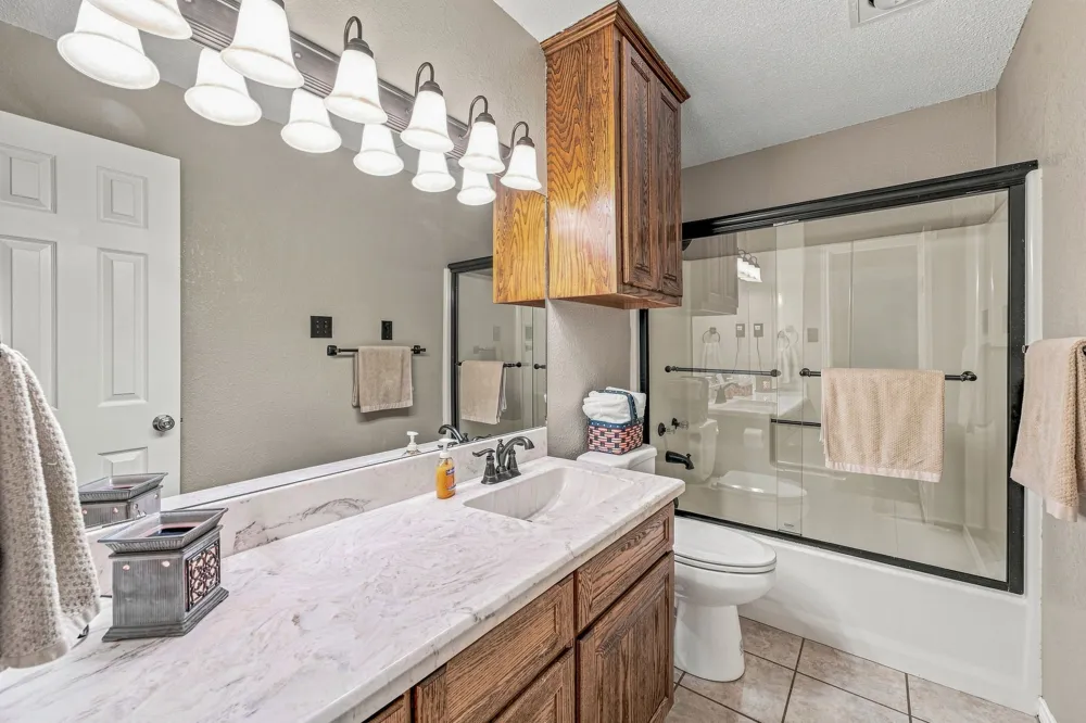 142 Blue Jay Street Stephenville, TX 76401