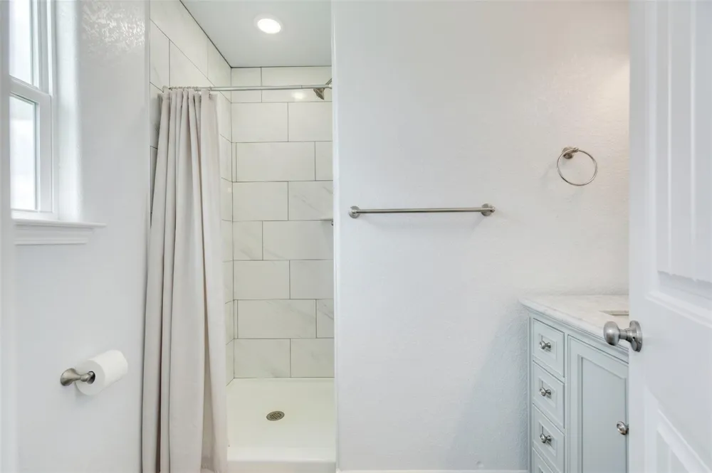 1310 Monument Drive Surfside Beach, TX 77541