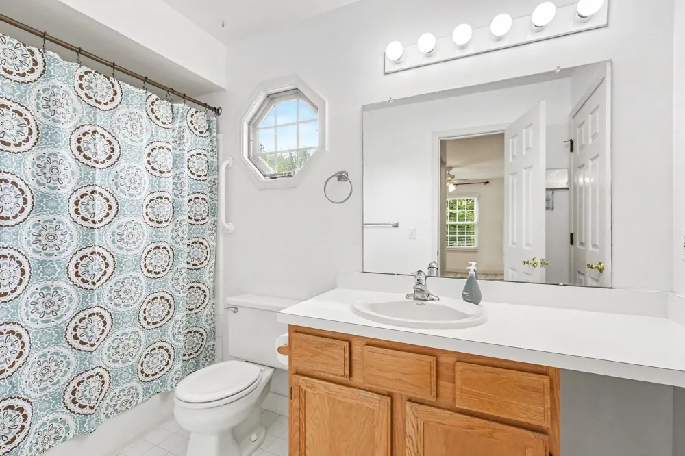 43580 Yorkville Drive Canton, MI 48188