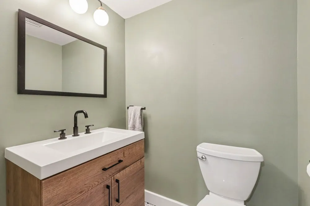 43580 Yorkville Drive Canton, MI 48188