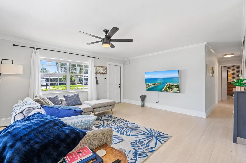 511 Ivy Avenue Palm Beach Gardens, FL 33410