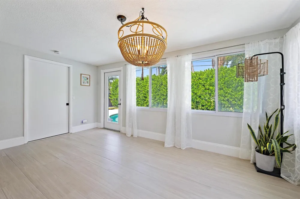 511 Ivy Avenue Palm Beach Gardens, FL 33410