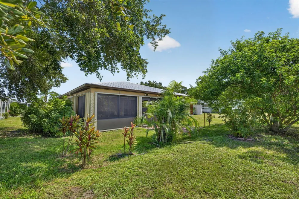 79 FLORES DEL NORTE Fort Pierce, FL 34951