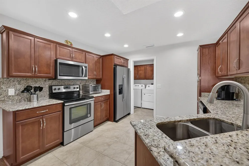 79 FLORES DEL NORTE Fort Pierce, FL 34951