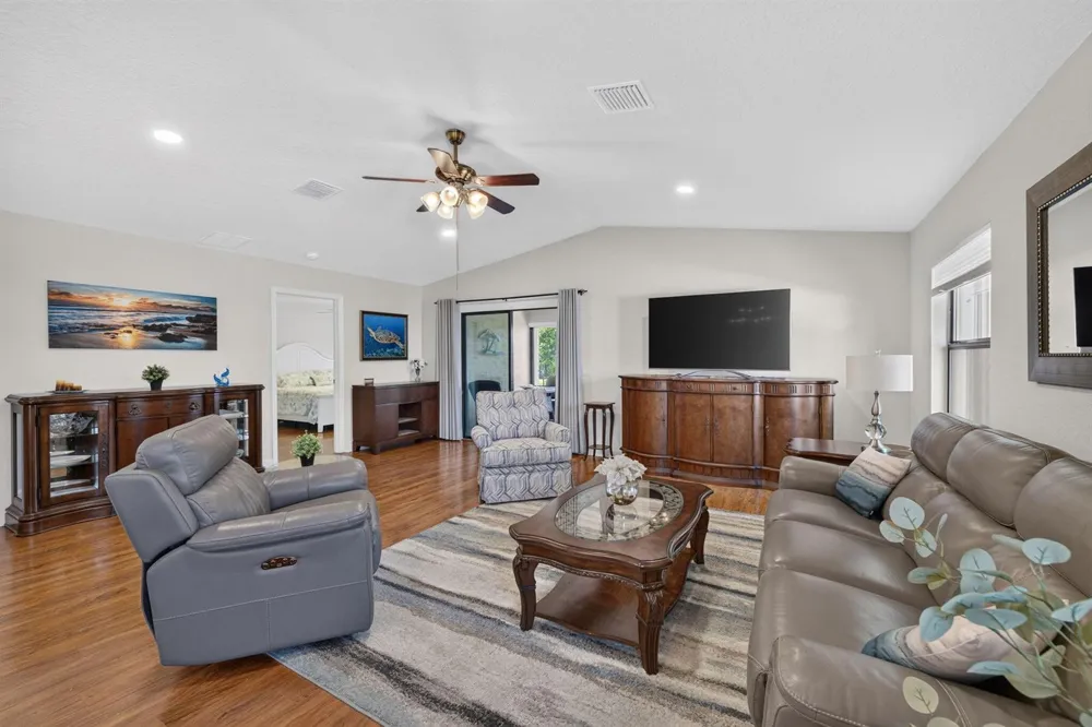 79 FLORES DEL NORTE Fort Pierce, FL 34951