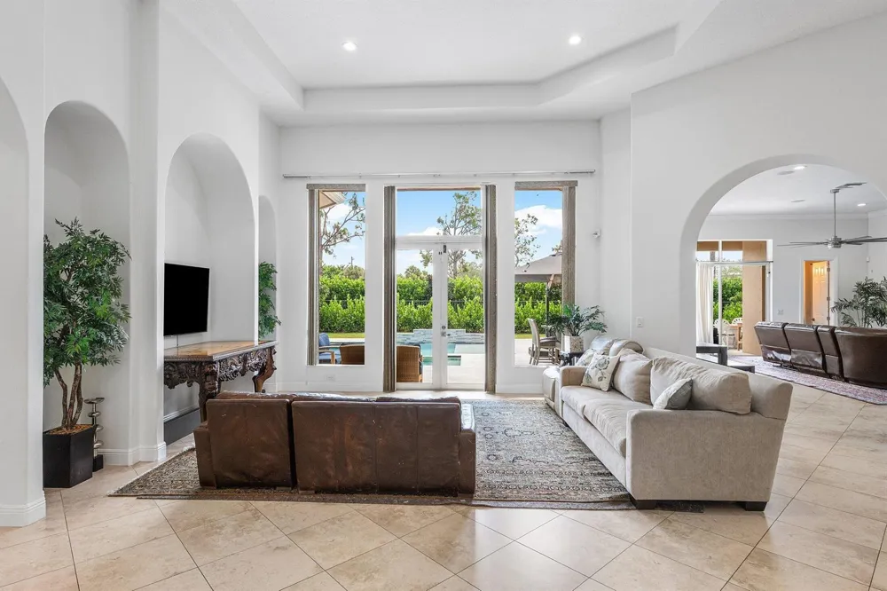 3381 Lago De Talavera Wellington, FL 33467