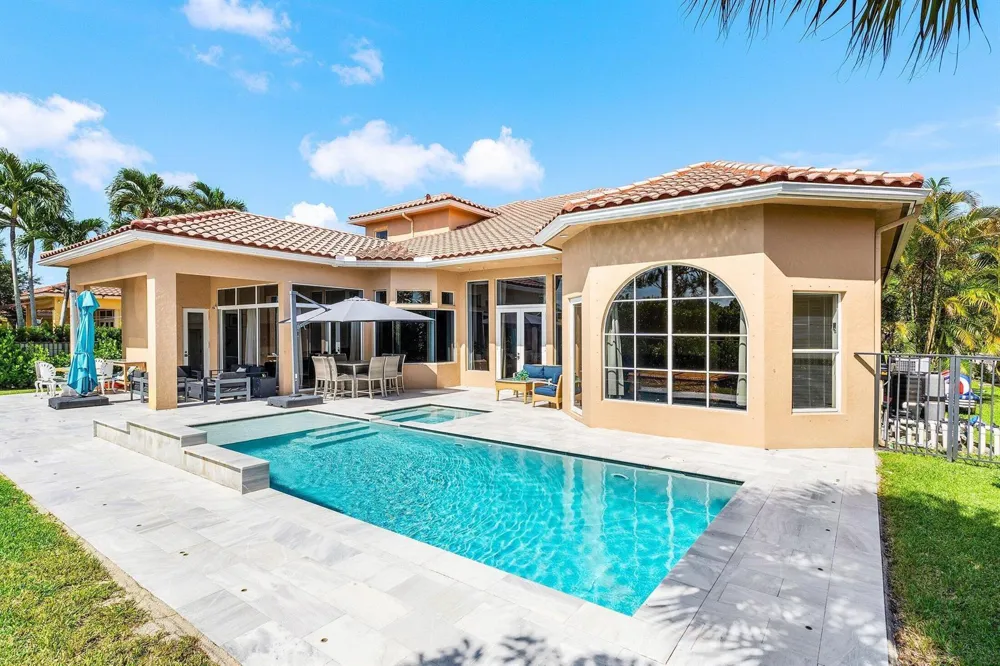 3381 Lago De Talavera Wellington, FL 33467