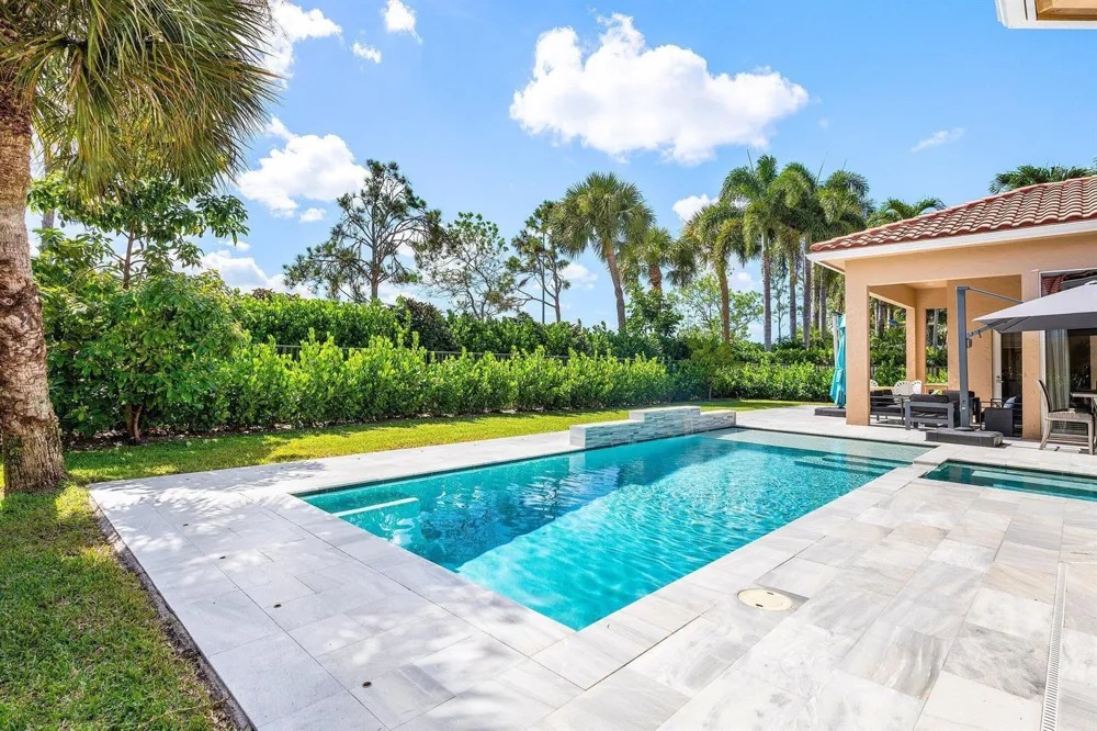 3381 Lago De Talavera Wellington, FL 33467