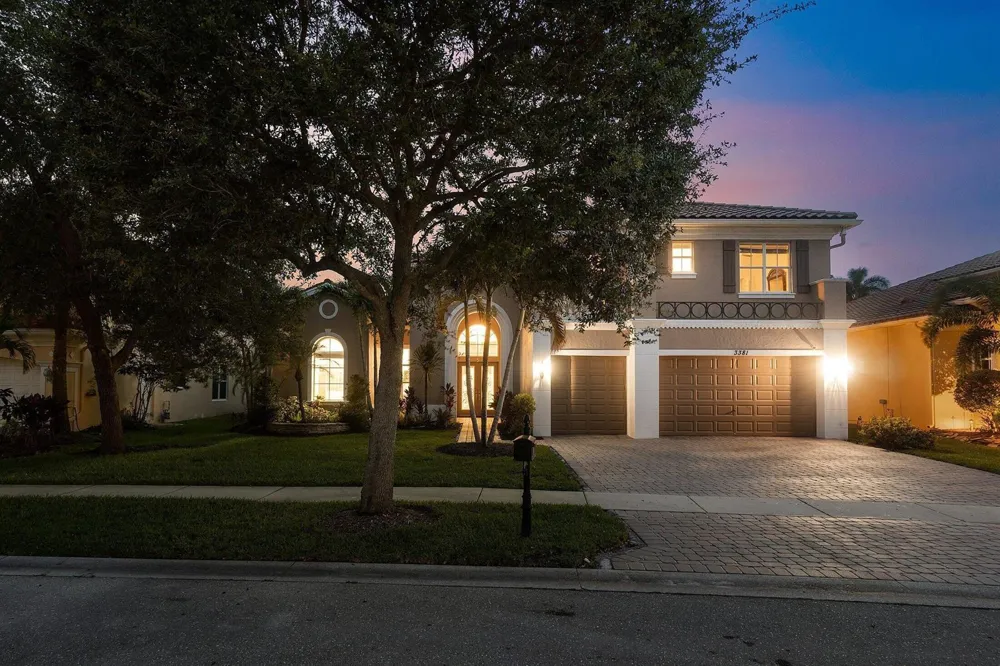 3381 Lago De Talavera Wellington, FL 33467