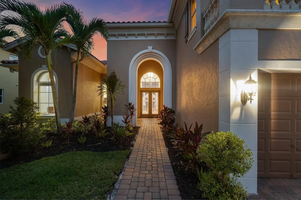3381 Lago De Talavera Wellington, FL 33467
