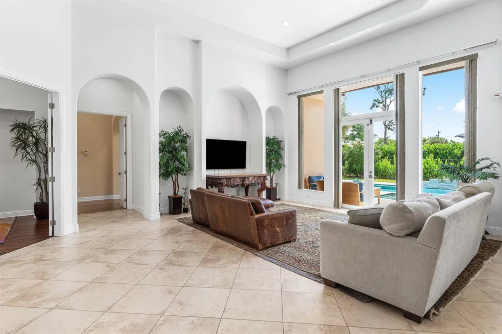 3381 Lago De Talavera Wellington, FL 33467