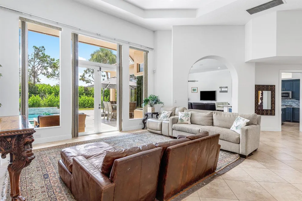 3381 Lago De Talavera Wellington, FL 33467