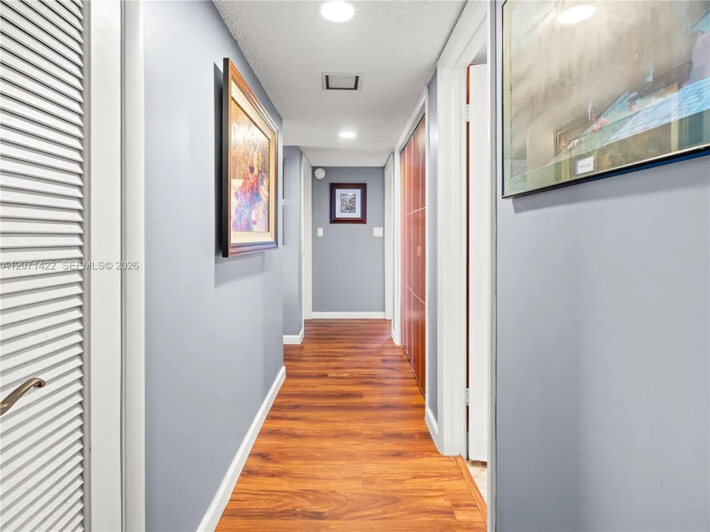 2314 S Cypress Bend #611 Pompano Beach, FL 33069