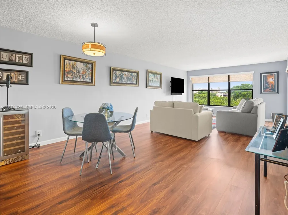 2314 S Cypress Bend #611 Pompano Beach, FL 33069