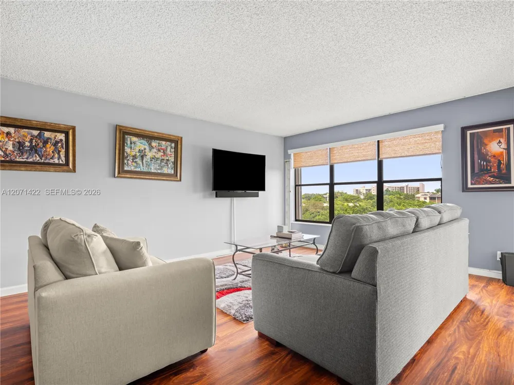 2314 S Cypress Bend #611 Pompano Beach, FL 33069