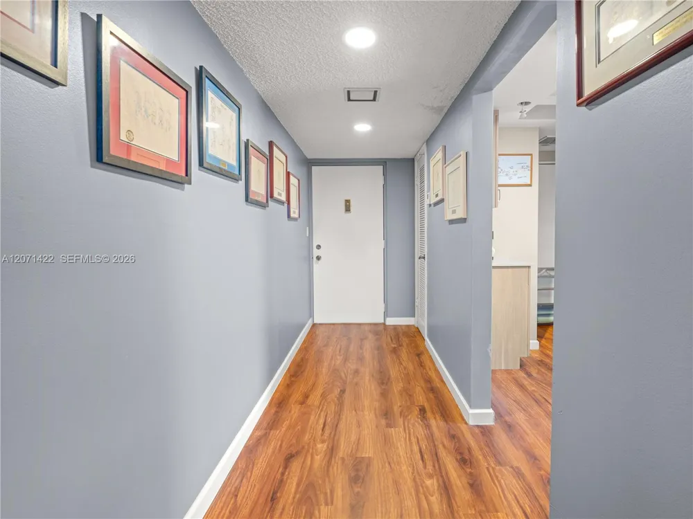 2314 S Cypress Bend #611 Pompano Beach, FL 33069