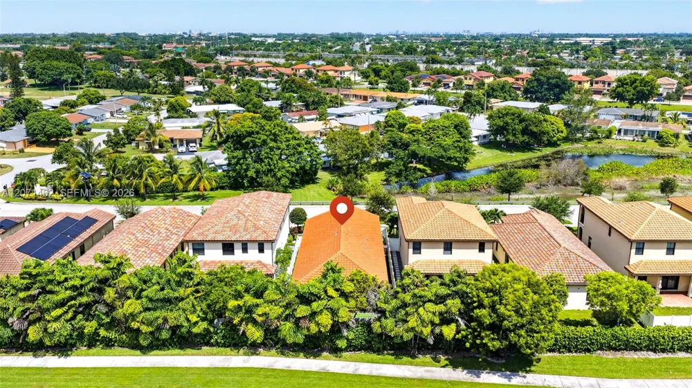 4917 NW 51st Ter Tamarac, FL 33319