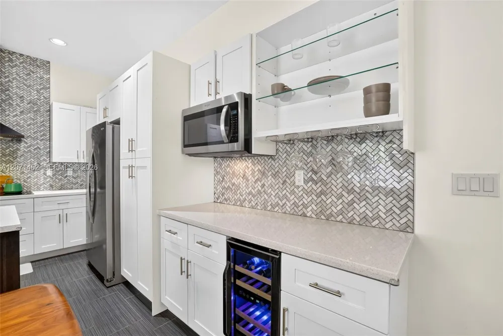 4917 NW 51st Ter Tamarac, FL 33319