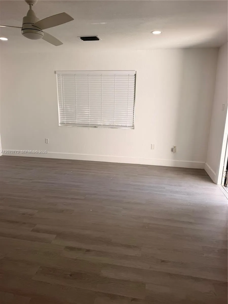 165 SW 5th Ct #2 Deerfield Beach, FL 33441