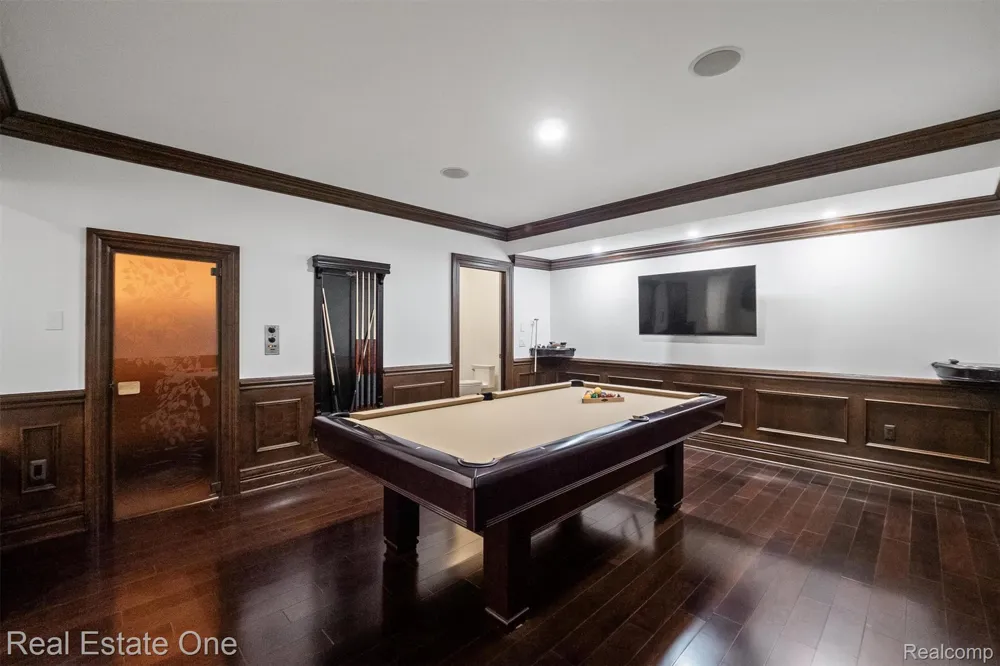 1343 Orchard Ridge Road Bloomfield Hills City, MI 48304