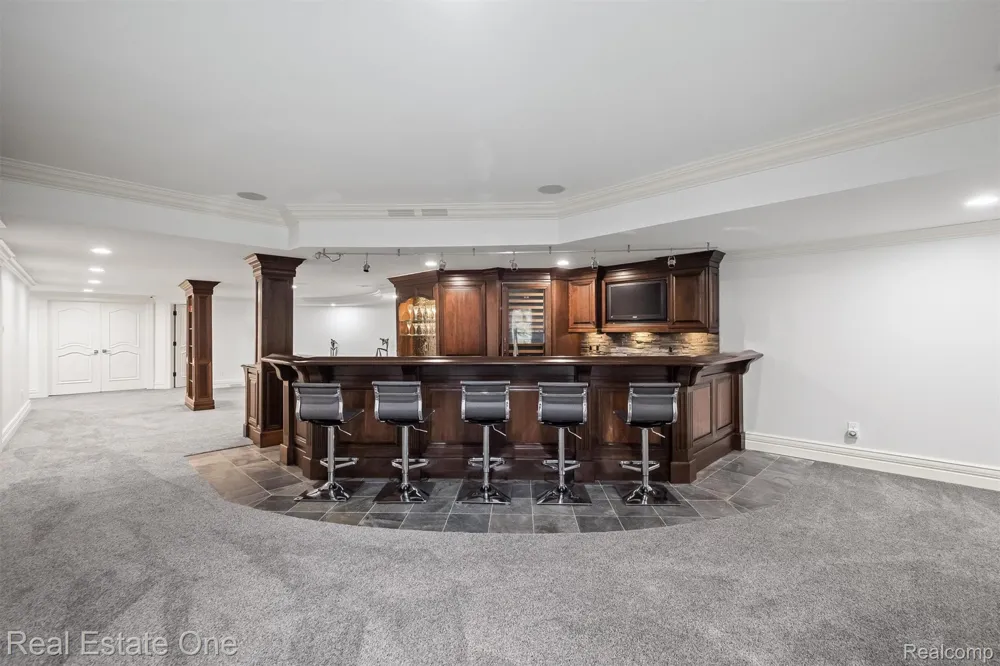 1343 Orchard Ridge Road Bloomfield Hills City, MI 48304