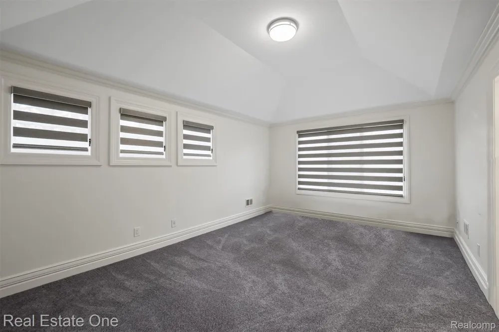 1343 Orchard Ridge Road Bloomfield Hills City, MI 48304
