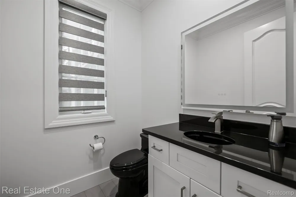 1343 Orchard Ridge Road Bloomfield Hills City, MI 48304
