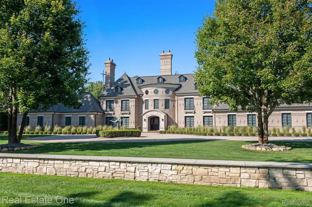 1343 Orchard Ridge Road Bloomfield Hills City, MI 48304