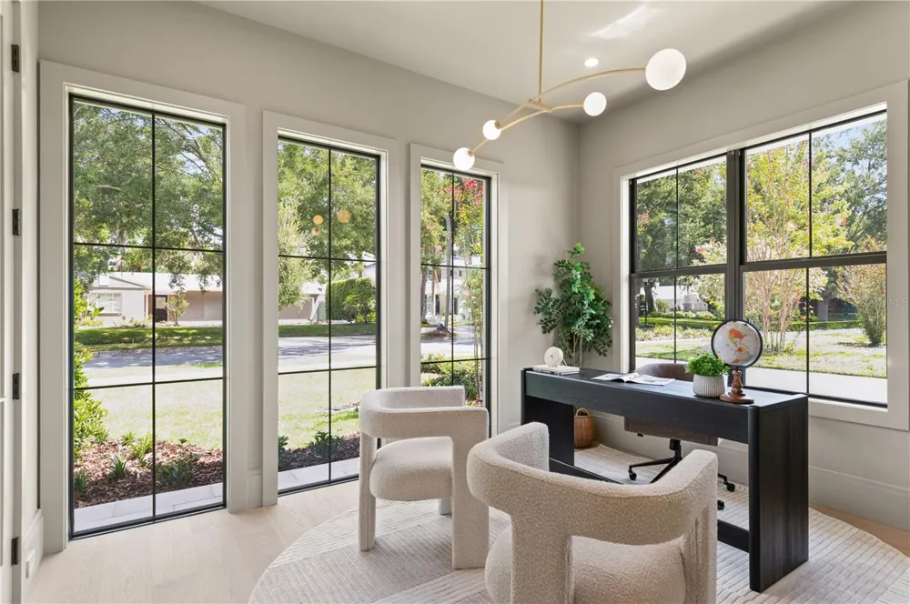 1236 CHICHESTER STREET Orlando, FL 32803