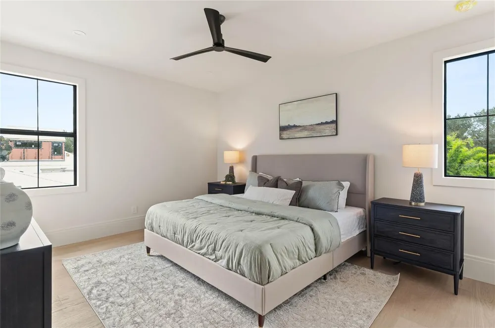 1236 CHICHESTER STREET Orlando, FL 32803