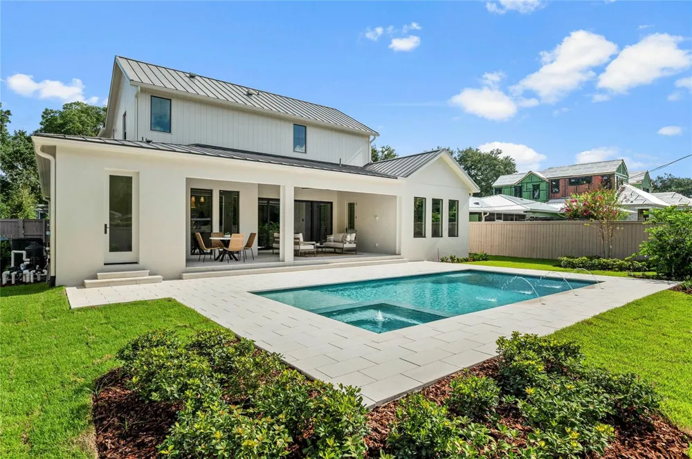1236 CHICHESTER STREET Orlando, FL 32803