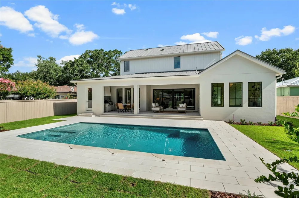 1236 CHICHESTER STREET Orlando, FL 32803