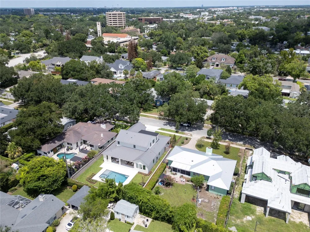 1236 CHICHESTER STREET Orlando, FL 32803