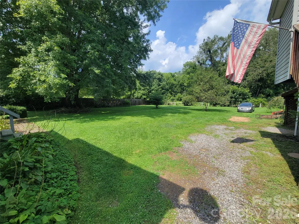 678 Brown Avenue Waynesville, NC 28786