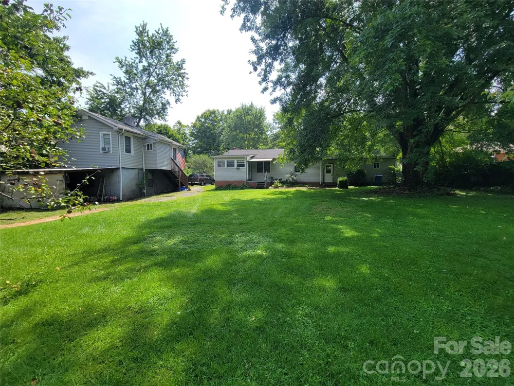 678 Brown Avenue Waynesville, NC 28786