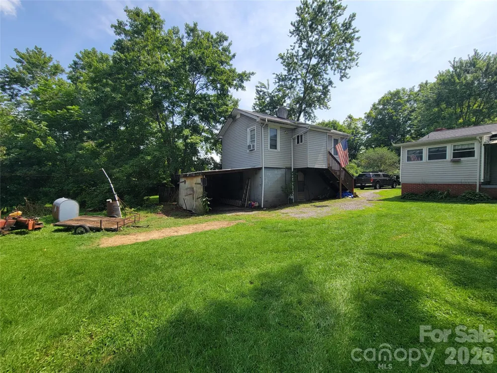678 Brown Avenue Waynesville, NC 28786