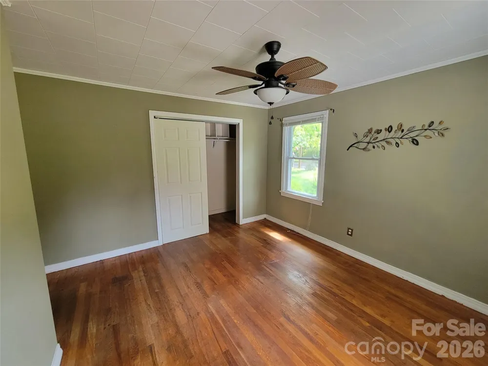 678 Brown Avenue Waynesville, NC 28786