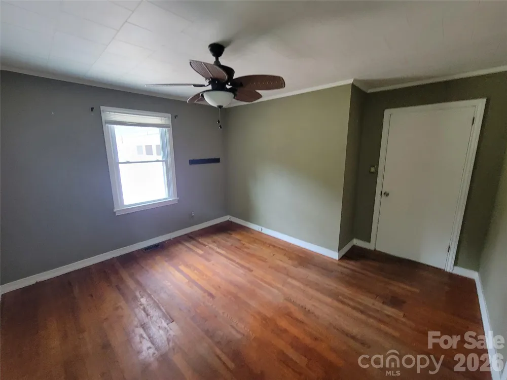 678 Brown Avenue Waynesville, NC 28786